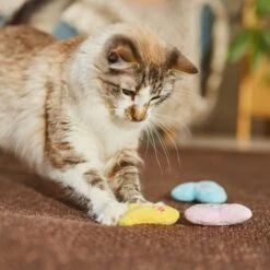 Frisco Candy Hearts Plush Cat Toy With Catnip, 3 Count 8 Frisco Candy Hearts Plush Cat Toy With Catnip, 3 Count -Chewy 201906 PT3. AC SS1800 V1701365115